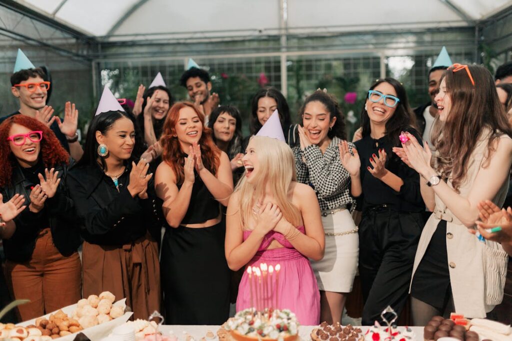 Jaringan Sisterhood: Mengapa Dukungan Perempuan Itu Penting