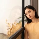 Kenapa Kita Sering Minder Saat Melihat Pencapaian Orang Lain?