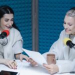 Podcast vs YouTube: Mana yang Lebih Disukai Anak Muda?