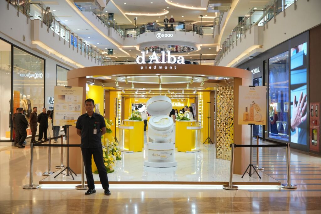 Pecinta K-Beauty Merapat! Pop-up Store Pertama d’Alba Hadir di Jakarta