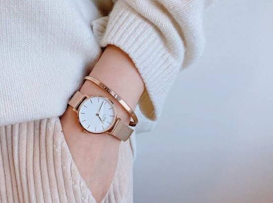 Jam Tangan Wanita Luxury 100+ Tahun Yang Tetap Dipercaya
