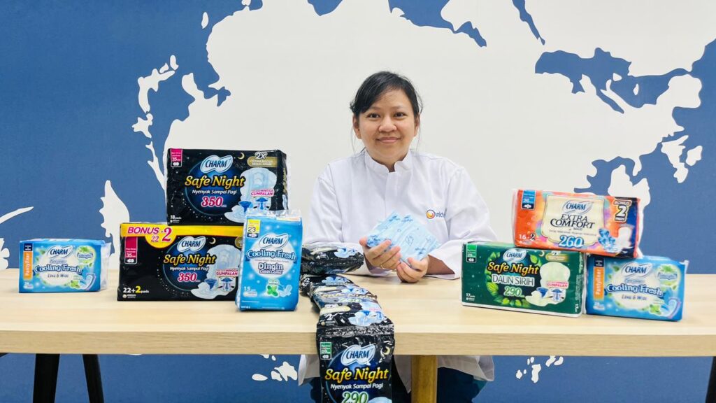 Sosok Inspiratif Hari Ibu: Yulia Kristina, Karyawati Lokal Pertama Jadi Manager R&D Unicharm