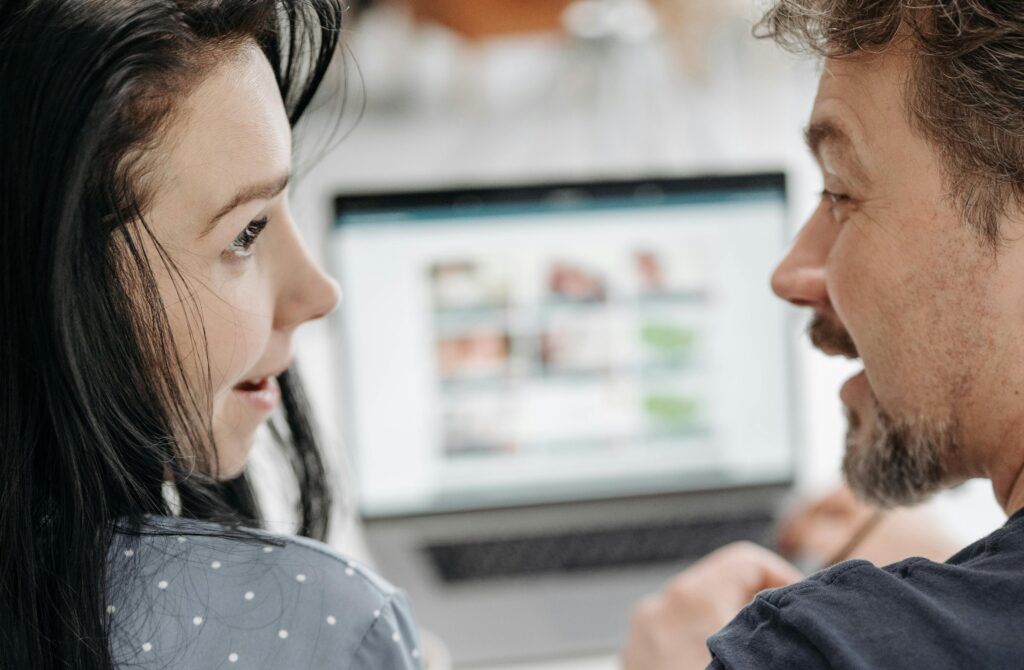 Masih Bisa Diselamatkan atau Hanya Bertahan? Checklist Jujur untuk Membaca Kondisi Hubungan