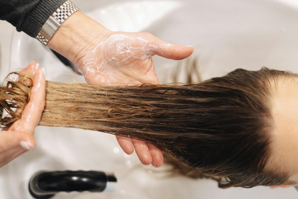 Warna rambut yang cocok dengan skin tone