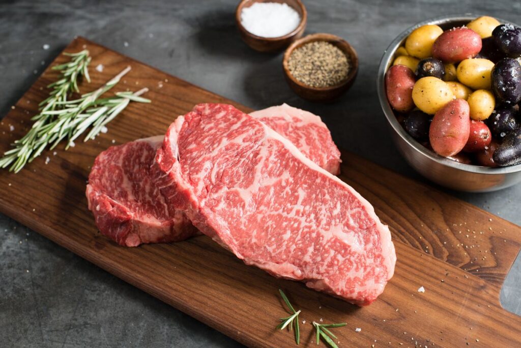 Striploin - potongan daging sapi favorit